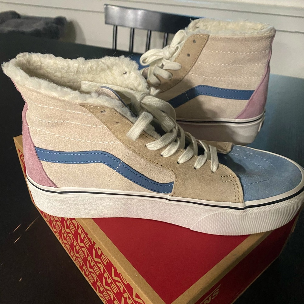 VANS Men’s/Women’s Sk8-Hi Tapered pig suede/sherpa multi colored stackform